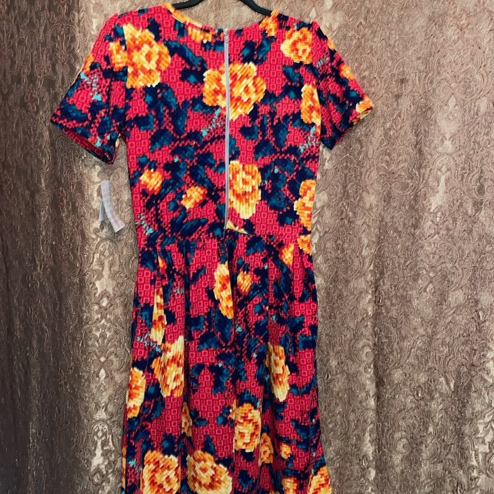 LuLaRoe Blue, Red, yellow & Green Midi Sundress Casual Crew Neck.  Size Medium - Picture 2 of 5